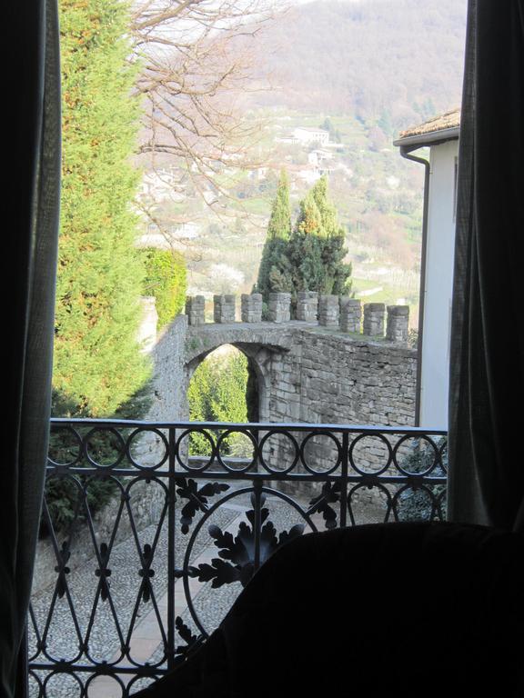 Castello Degli Angeli Hotel Carobbio degli Angeli Room photo